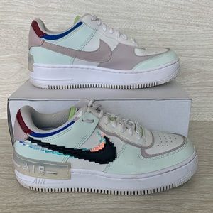 Nike Air Force 1 Pixel Swoosh